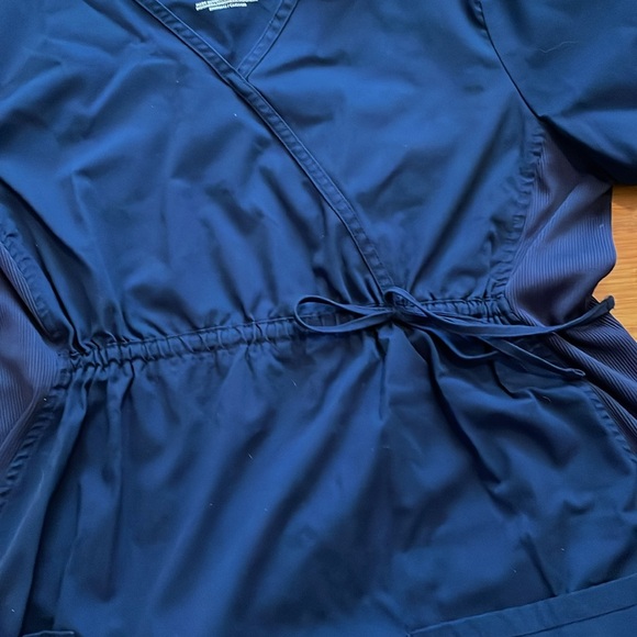 Cherokee Maternity Scrub Top - Picture 4 of 4